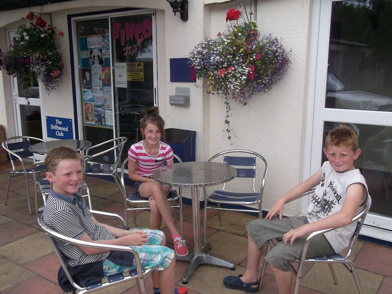 Howells Leisure Fishguard Holiday Park - Caravan Park