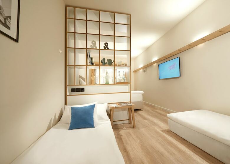 Hotel Schwabinger Wahrheit By Geisel
