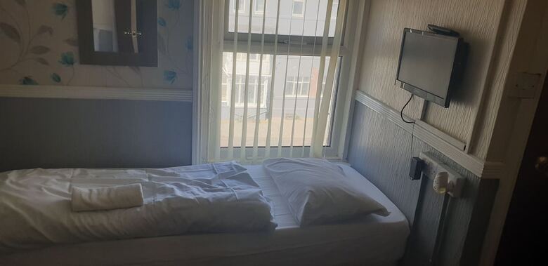Hotel Coastal Roomz