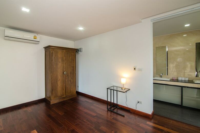Bali Style Villa On Palm Hills Ph 202