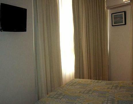 Urquiza Apart Hotel & Suites