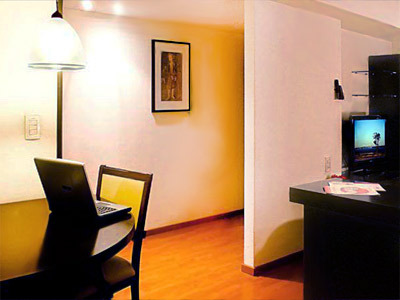 Urquiza Apart Hotel & Suites