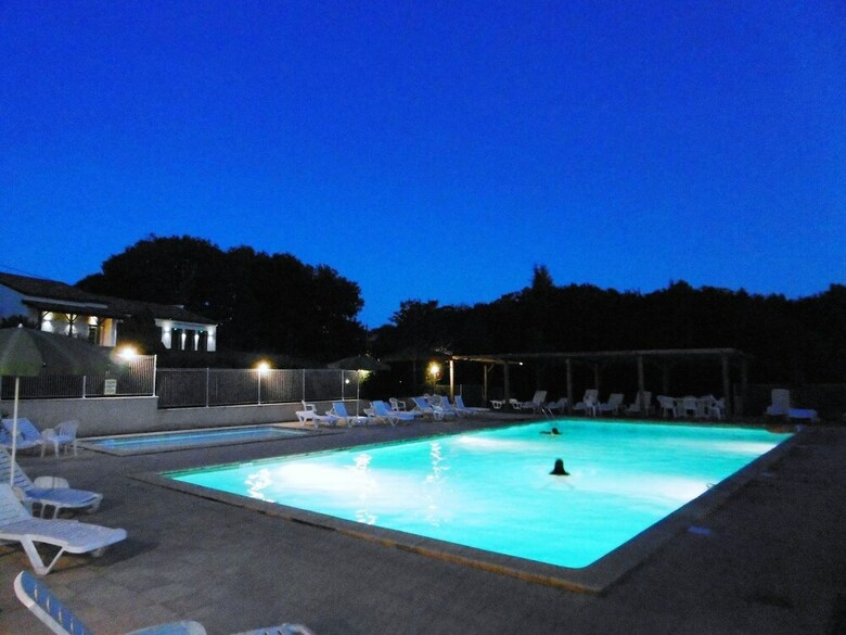 Domaine De Gavaudun