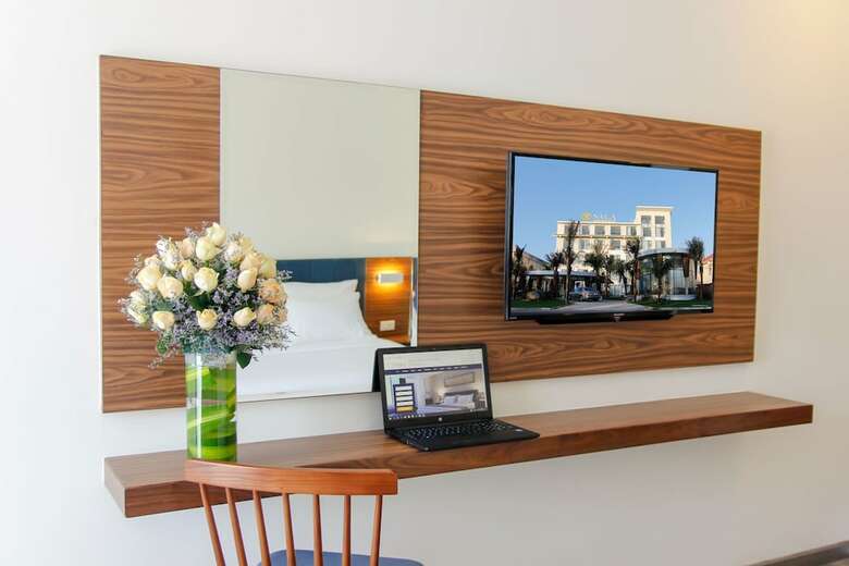 Hotel Sala Tuy Hoa Beach