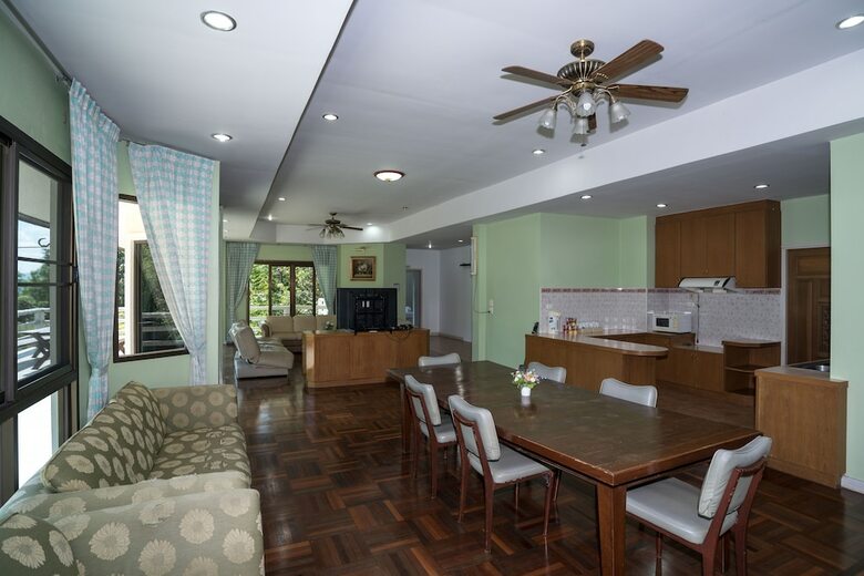 Hotel Phukaew Resort & Adventure Park