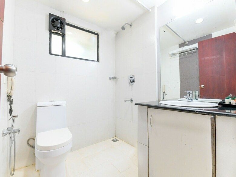 Hotel Oyo 7188 Ajantha Regency