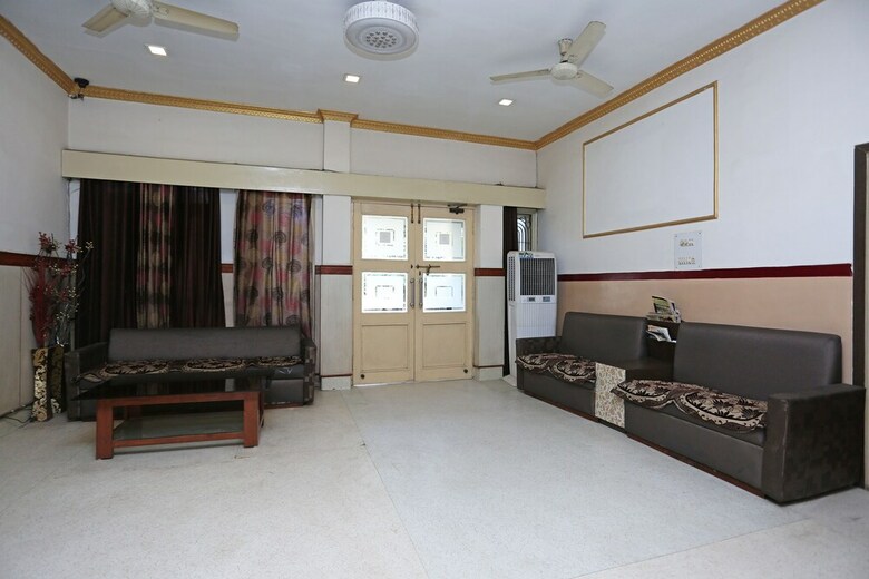 Hotel Oyo 5515 Just Stay Gulmohar