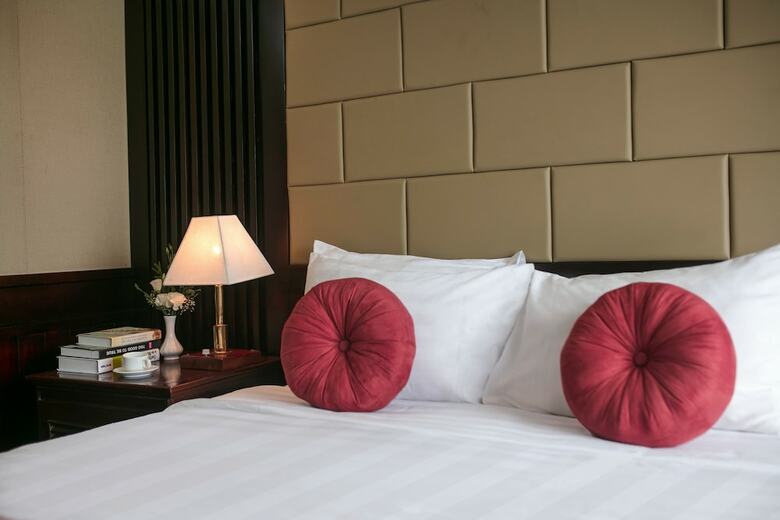 Halong Majestic Legend Cruise