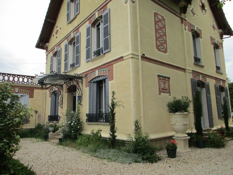 Bed & Breakfast Villa Mazi�res de St Loup