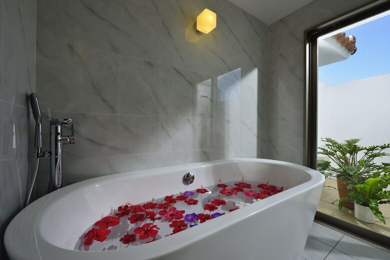 Hotel Pool Terrace Imgya Suite