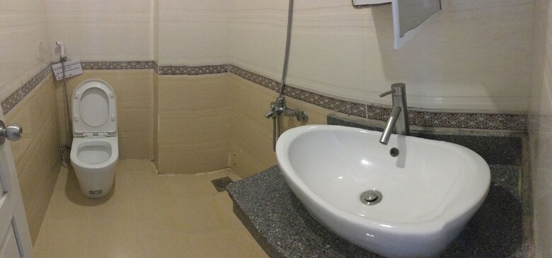 Hotel Nguyen Minh Hostel