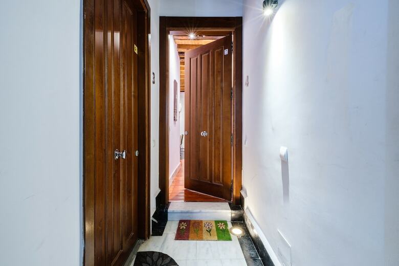 Apartamentos Con Patio Junto A La Catedral By Toledo Ap