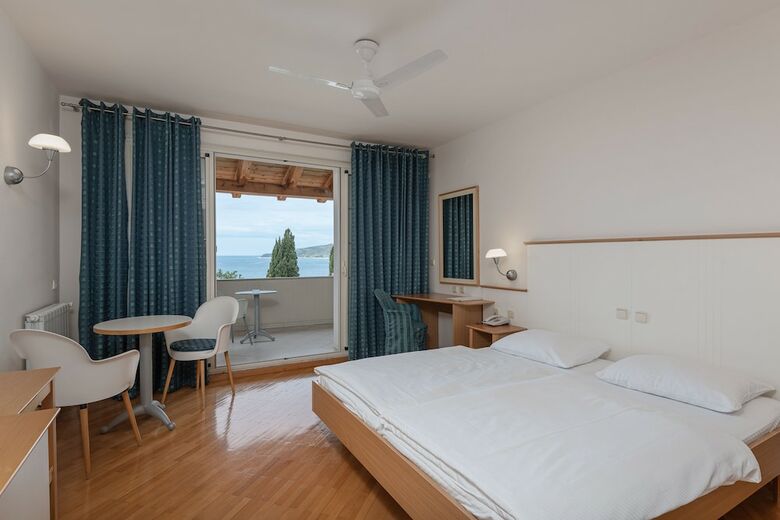 Hotel Villas Plat