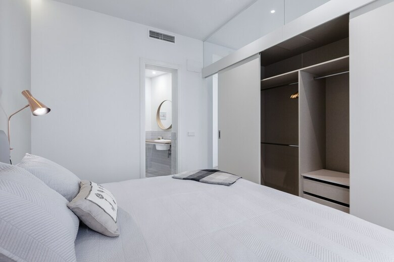 Puerta Toledo Apartment By Flatsweethome
