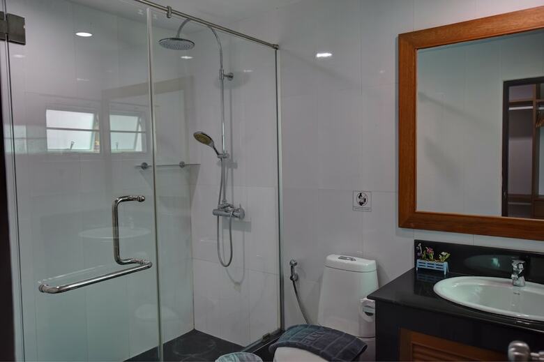 Hotel Pool Access 89 At Rawai
