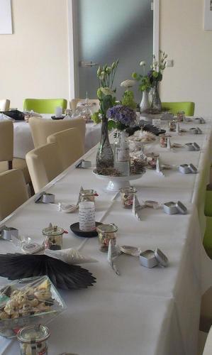 Hostal Cafe Hehrlich - Cafe, Pension & Mehr
