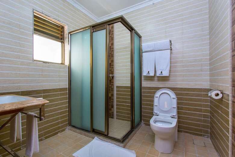 Nokras Riverine Hotel & Spa