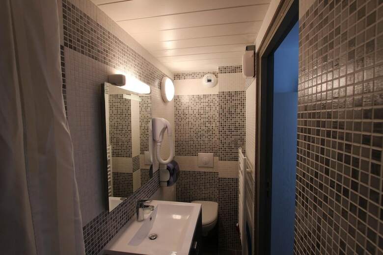 Residence Hoteliere Sarah Bernard