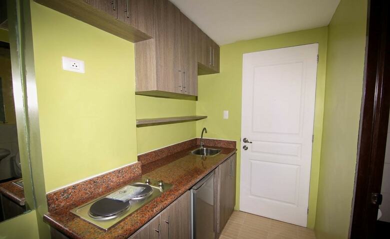 4f8 Princeton Bldg North Cambridge Condo