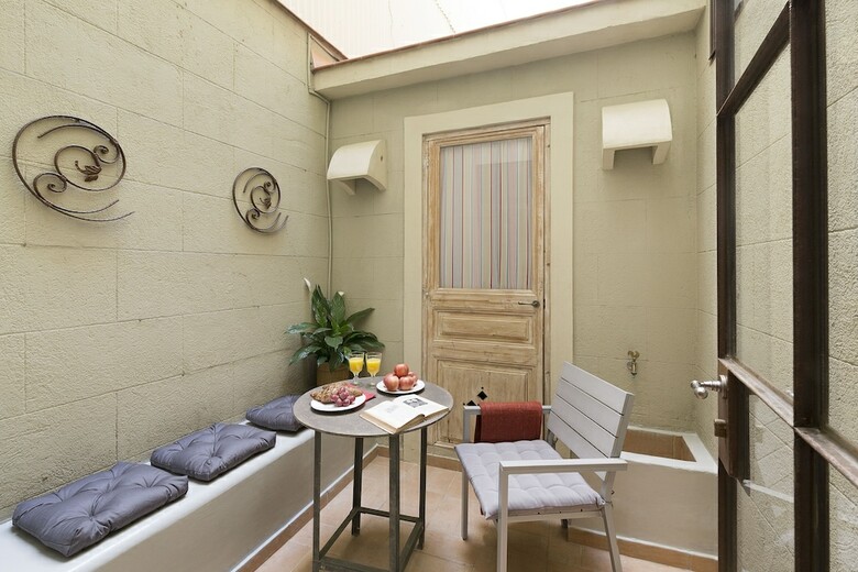 Apartamentos Palace Gracia Nextdoor