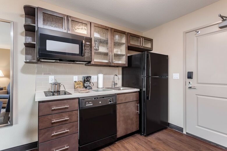 Hotel Candlewood Suites Eau Claire I-94