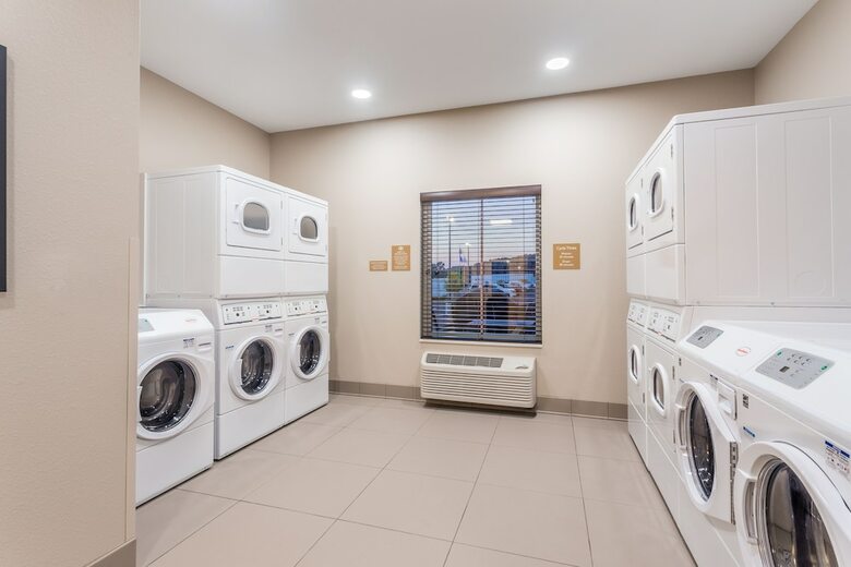 Hotel Candlewood Suites Eau Claire I-94