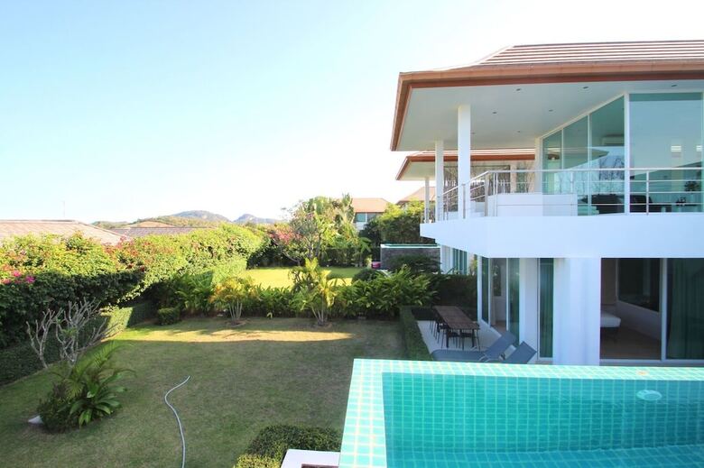 Phu Montra Villa With Ocean View A4