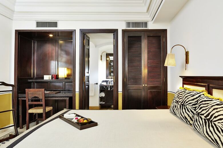 Hotel Heure Bleue Palais