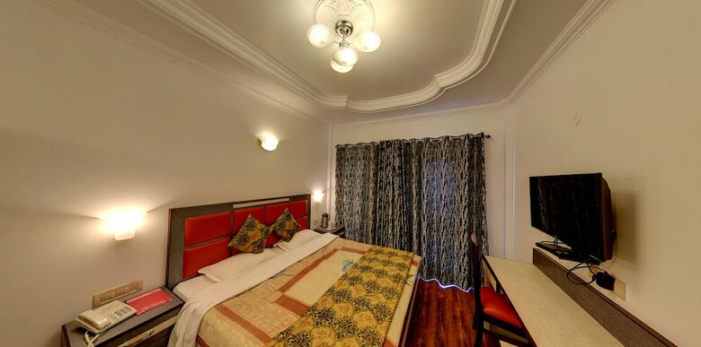 Hotel Shilton By Royal Collection