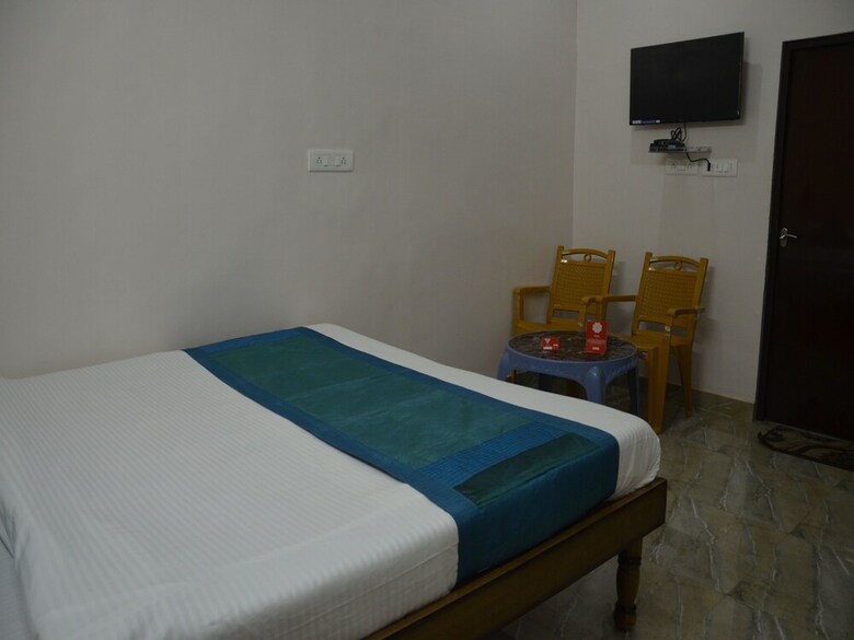 Hotel Oyo 7622 Varanasi Stays