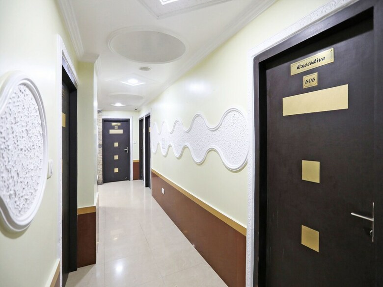 Hotel Oyo 9921 Nesh Inn Heritage