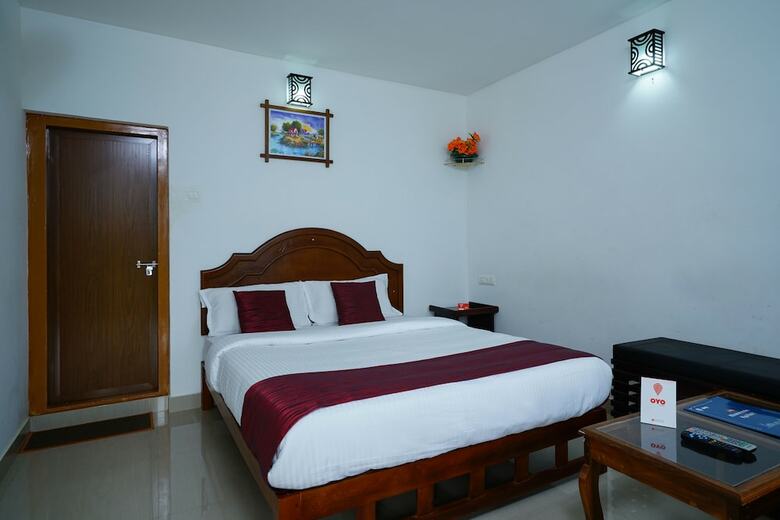 Oyo 10642 Hotel Munnar Kairali