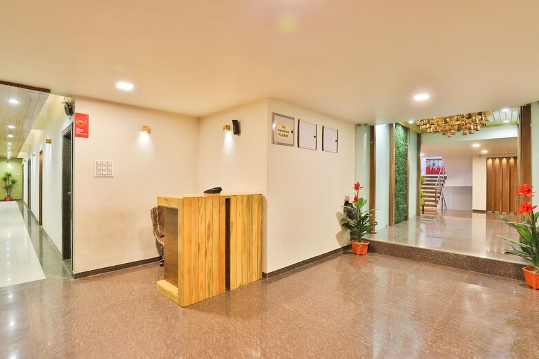 Oyo 10749 Hotel Neelkanth Bliss