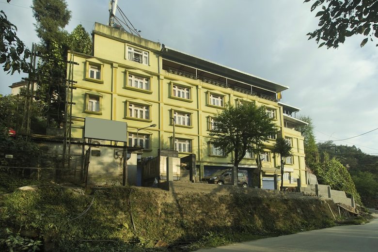 Oyo 10586 Hotel Tulip Residency