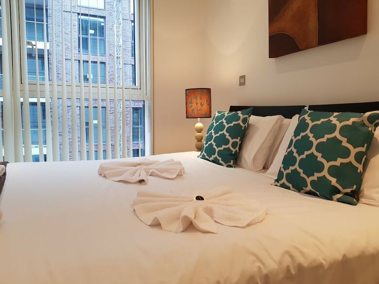 Apartamentos Still Life Tower Hill Deluxe
