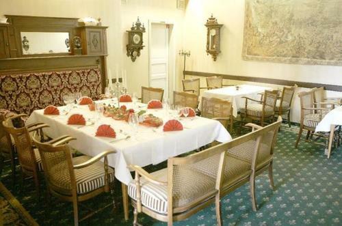 Hostal Land-gut-hotel Rasthaus Schackendorf