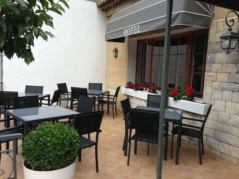 Hotel H�tel Le Tivoli