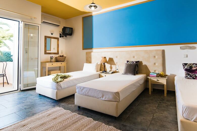 Apartamentos Yiannis Manos
