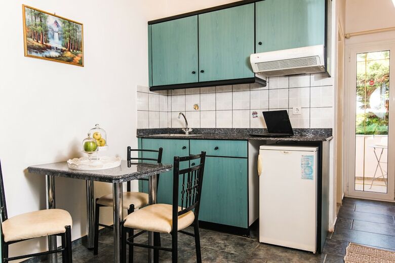 Apartamentos Yiannis Manos