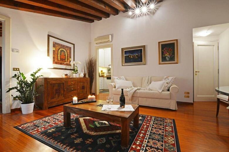 Apartment Deluxe Via Isola Di Mezzo