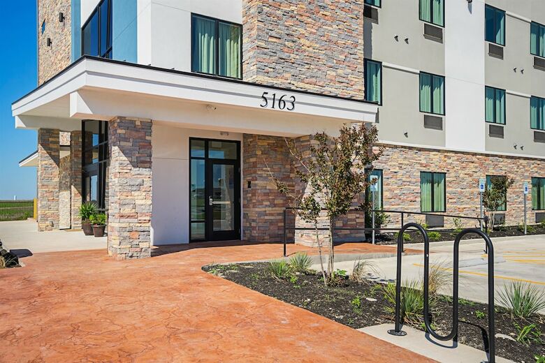 Aparthotel Studio 6 Buda, Tx