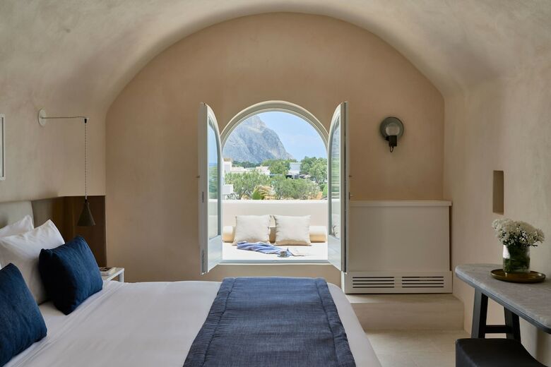 Istoria Hotel