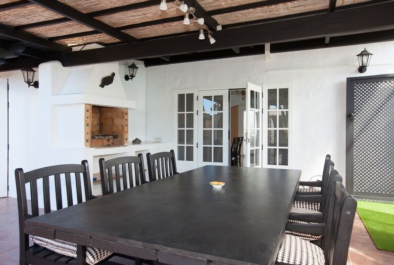 Villa Jessica Suites