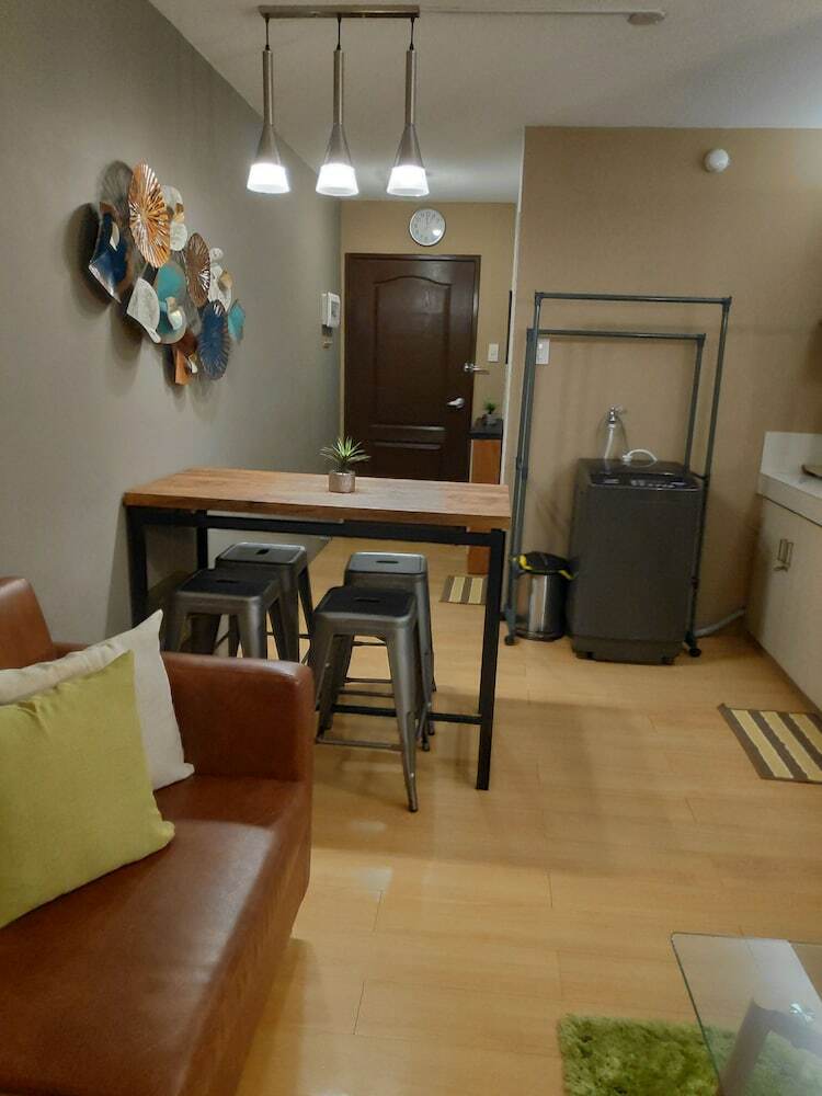 1br Unit For Rent One Oasis Condominium
