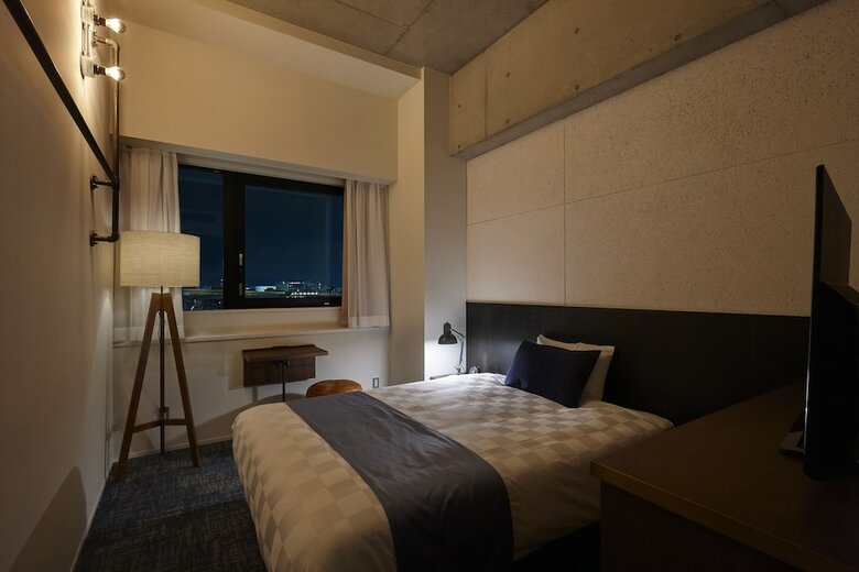 Kawasaki King Skyfront Tokyu Rei Hotel