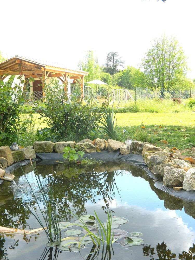Hotel Ostal de Pombonne