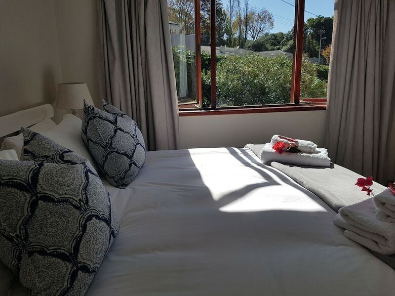 Hotel Valley Heights Guest House B&B