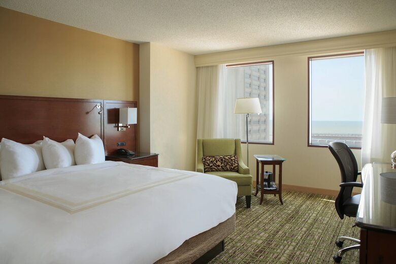 Hotel Cleveland Marriott Downtown At Key Tower