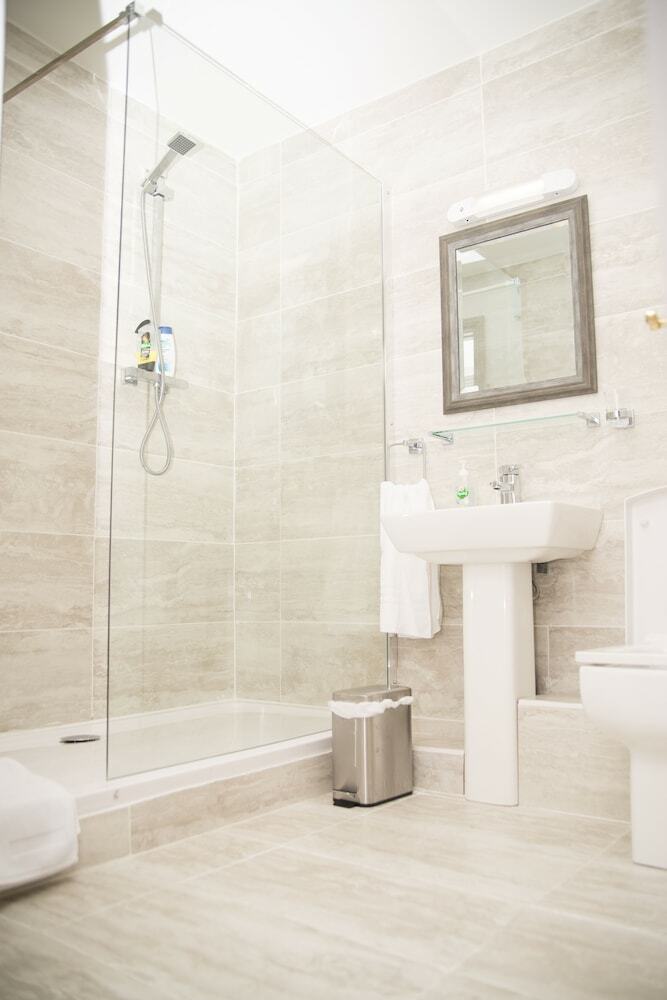 Luxury Executive Serviced Apartment
