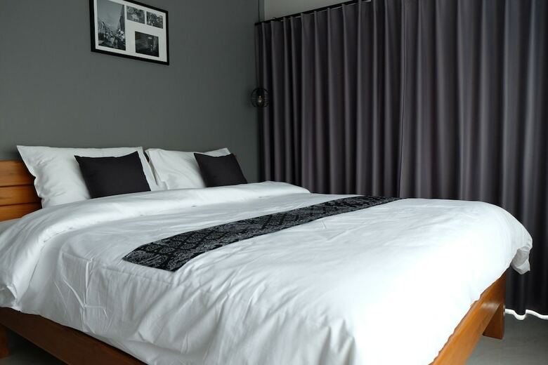 Hotel The Besavana Phuket